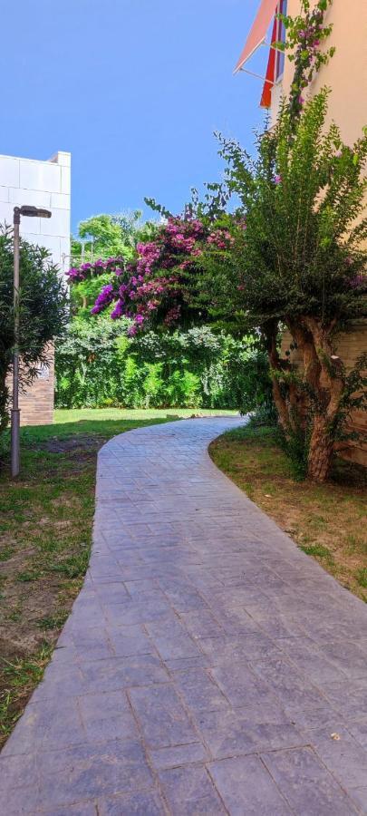 Carlos Beach Ground Floor Apartment & Parking Торремолинос Экстерьер фото